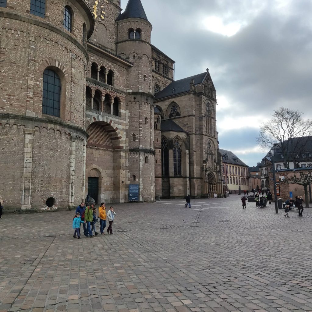 Dom Trier